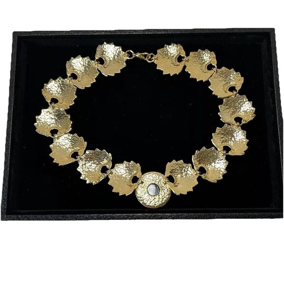 80s Statement Collar Necklace Gold Tone Black Fashion Jewelry Holiday Cosplay - Picture 5 of 6